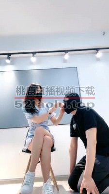 【禾未】御姐小白鞋白袜气味羞辱/脚踩喂食 bf29062